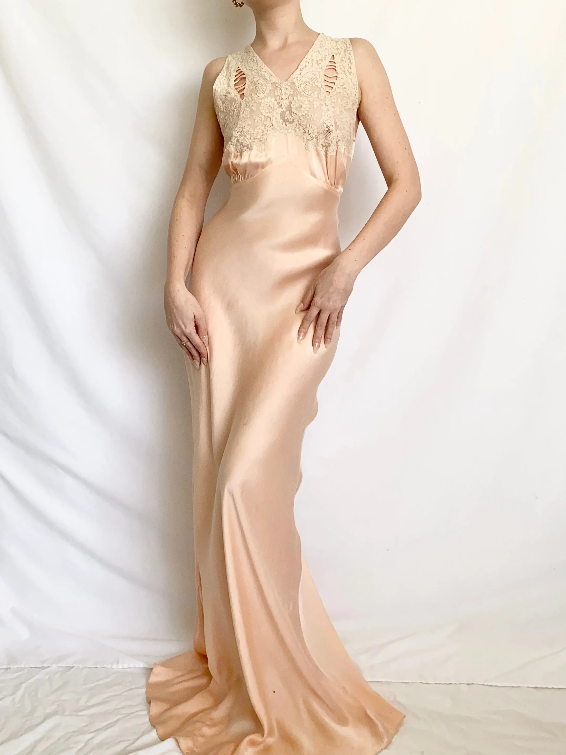 Antique 1930s Pure Silk Pink Bias Gown (XS)