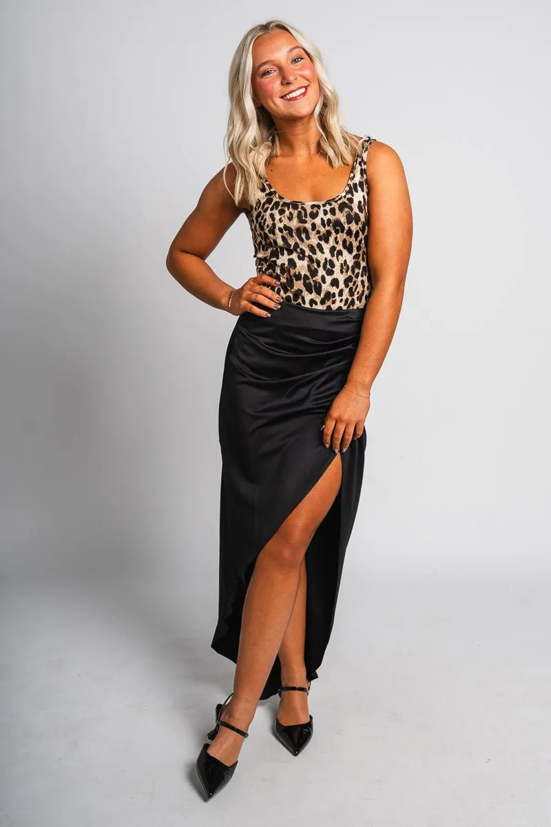 Asymmetrical midi skirt black