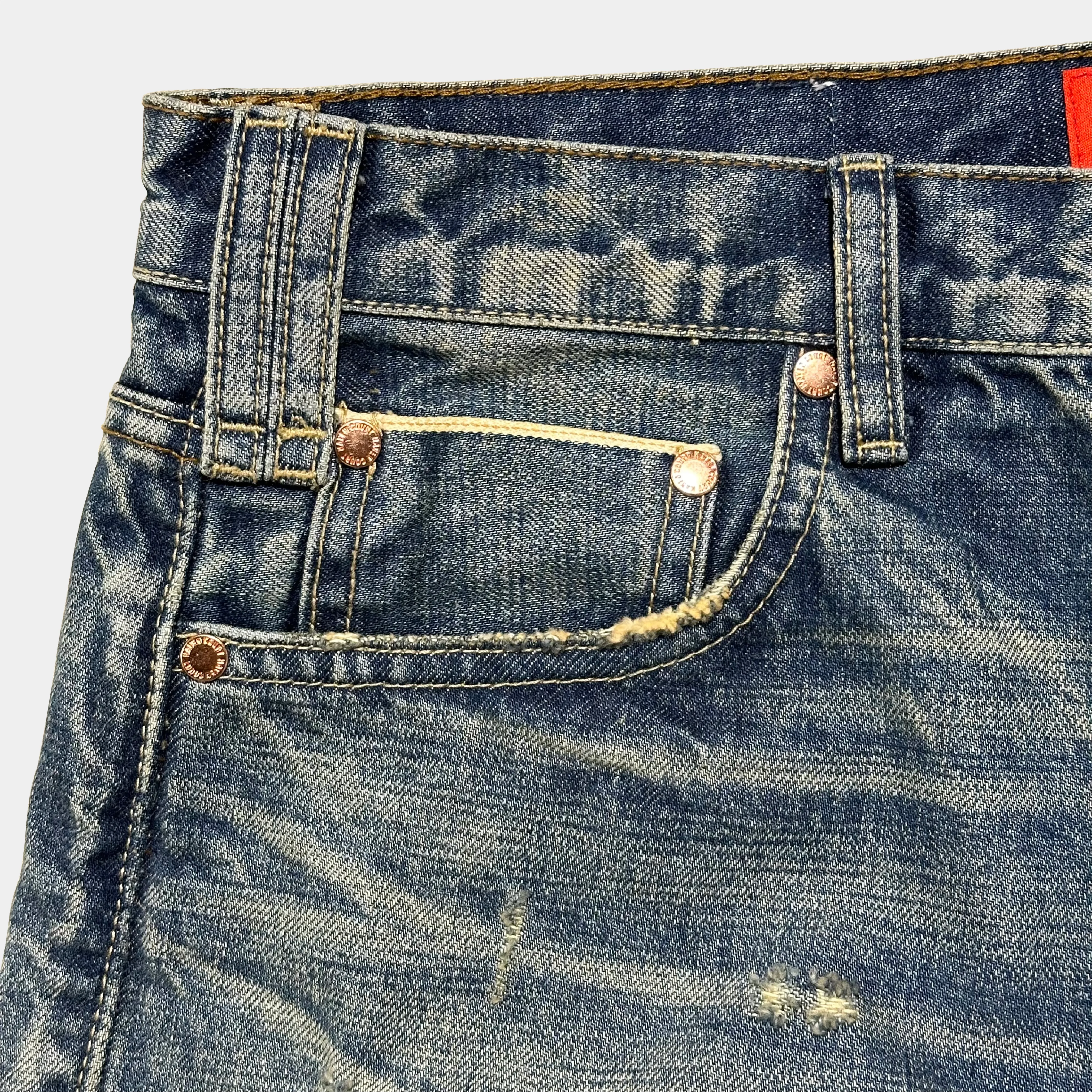Classic Washed Straight Jean - BLUE