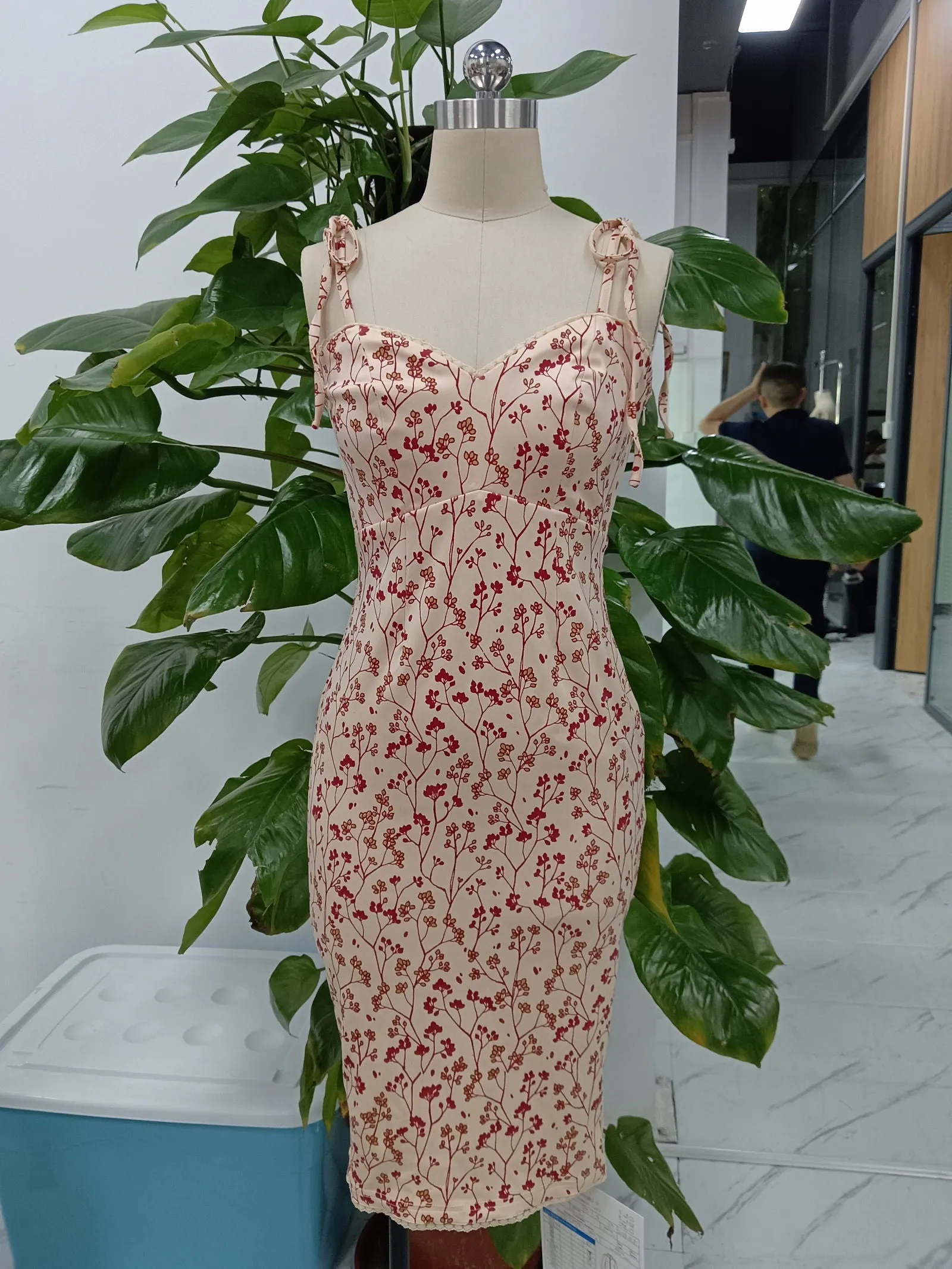Cottage Bodycon (Beige)