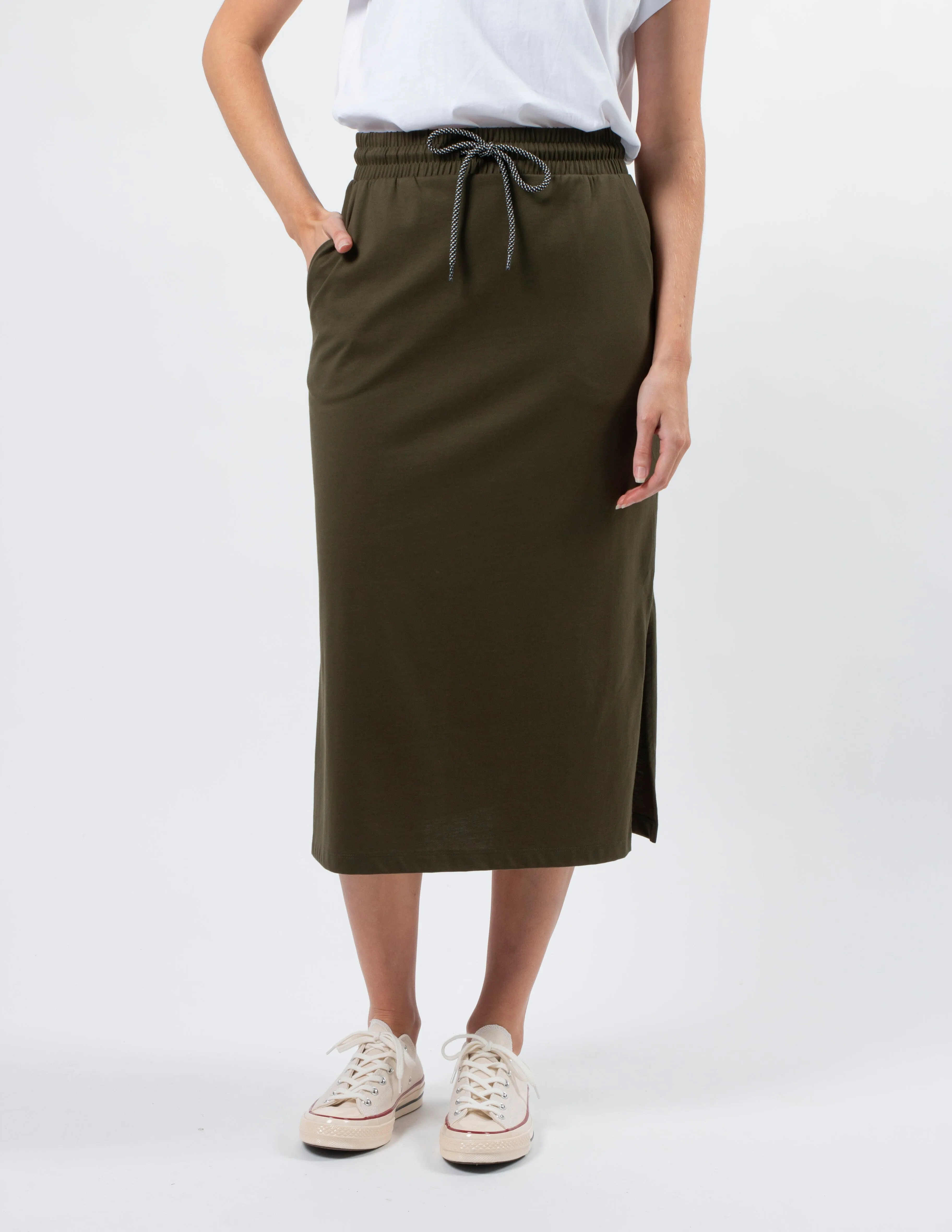 Essentials Skirt Khaki