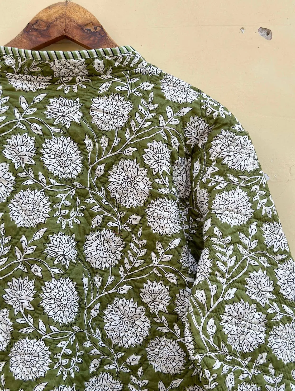 Green Floral Quilted Jacket-reversible