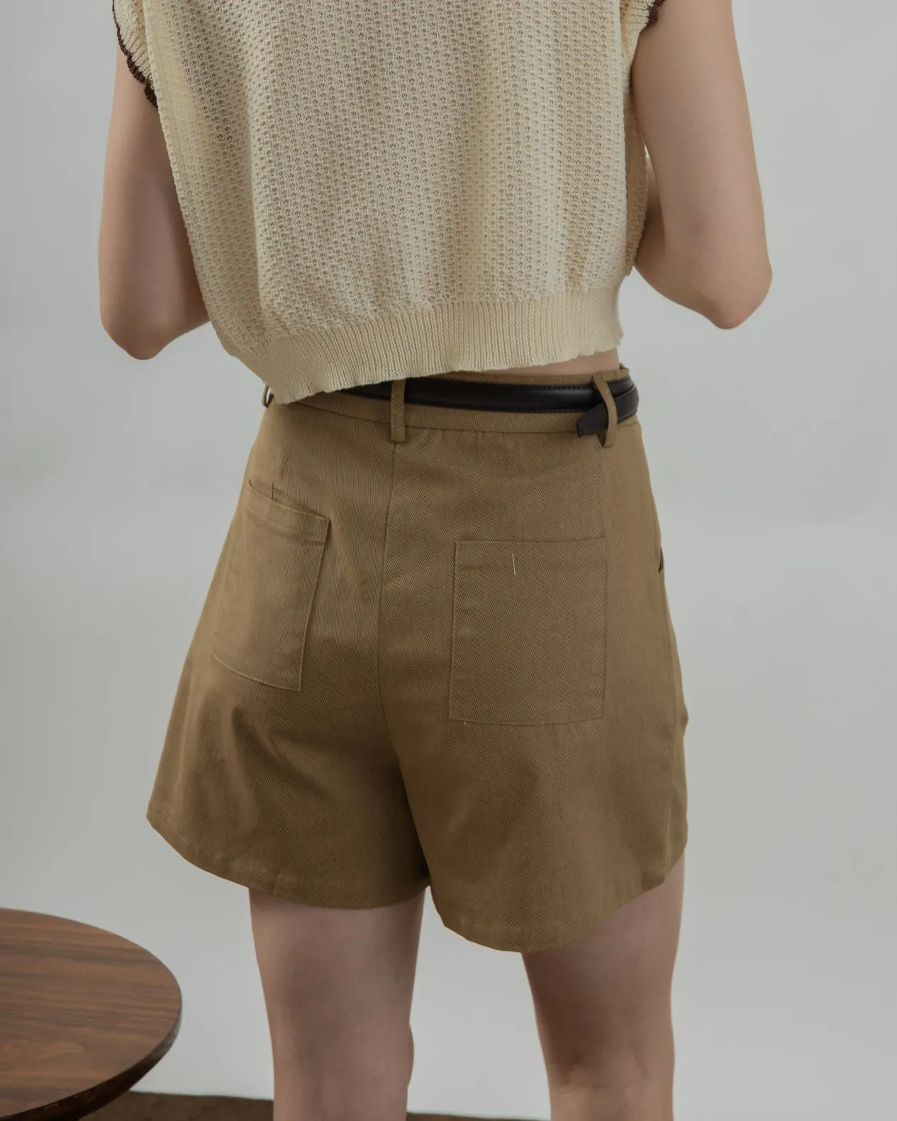 High Waist Side Pocket Shorts (Khaki)