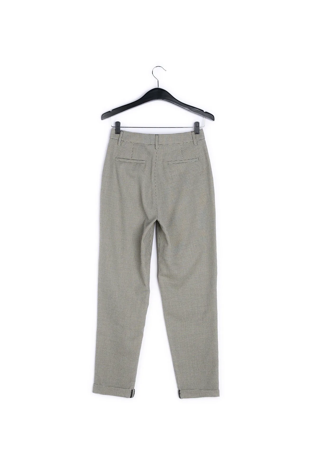 Loose-fit houndstooth high-waist pants