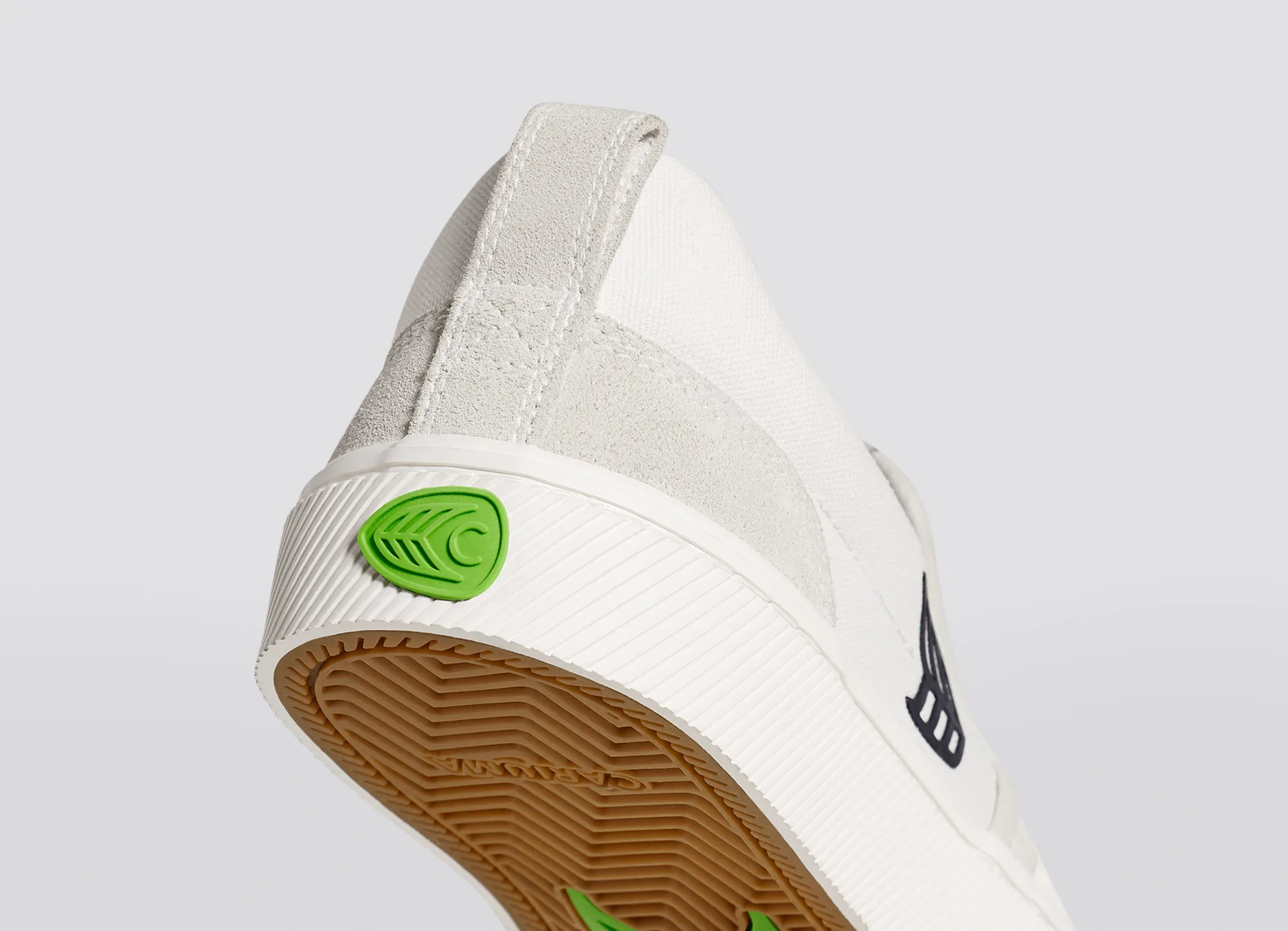 SLIP-ON PRO Off-White Canvas Vintage White Suede Black Logo Sneaker Men