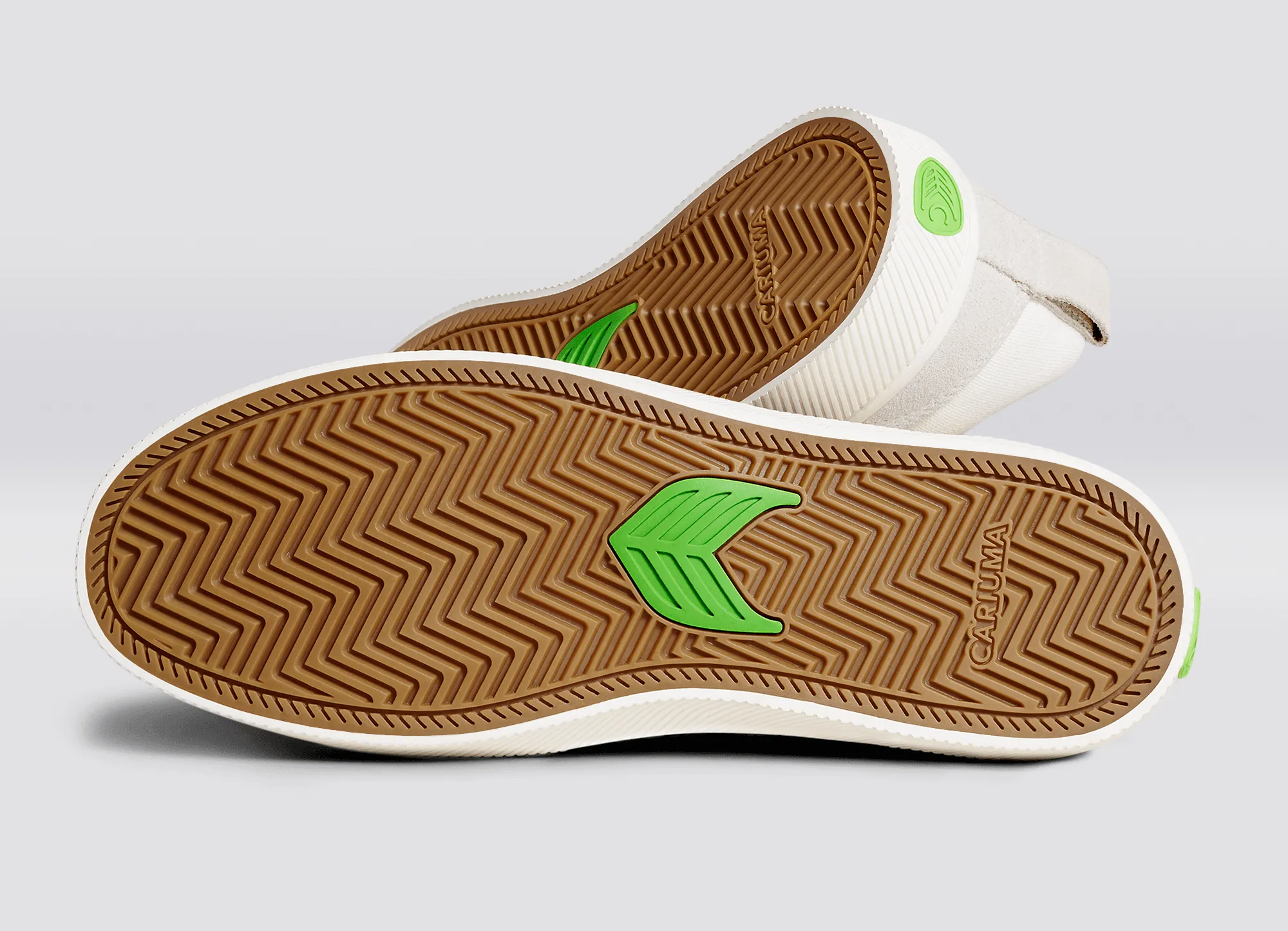 SLIP-ON PRO Off-White Canvas Vintage White Suede Black Logo Sneaker Men