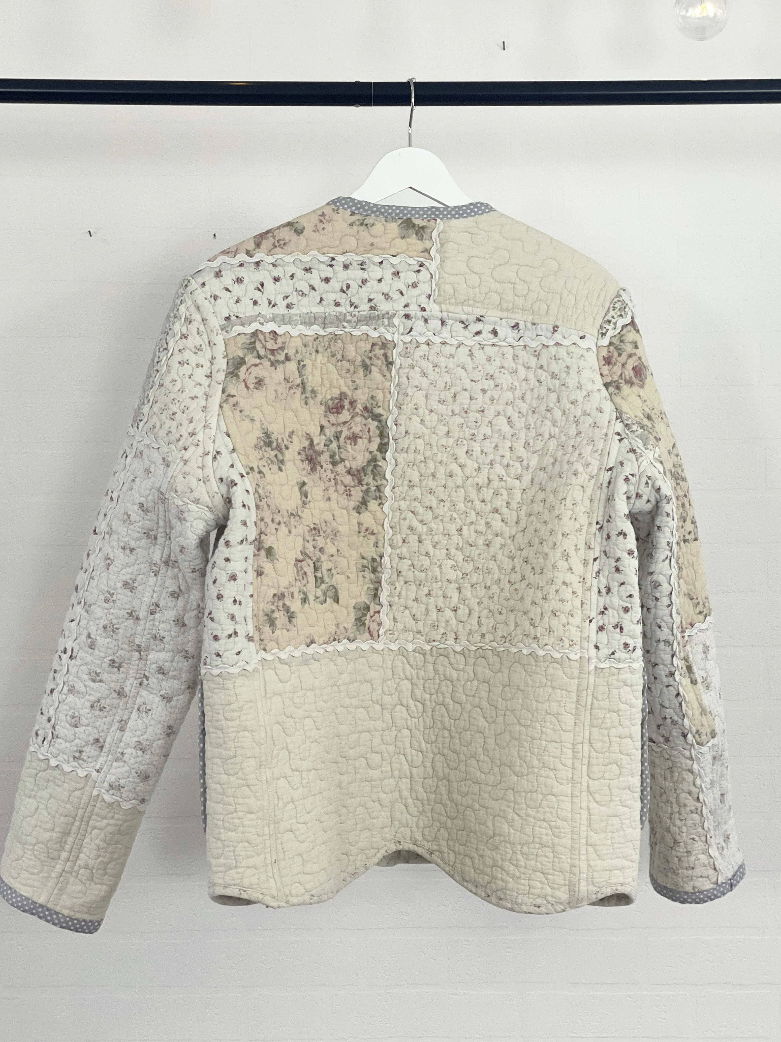 The Chloe Jacket - Cream Ditsy